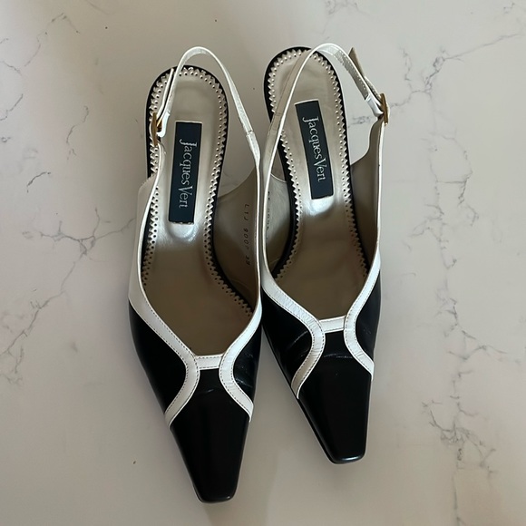 Jacques Vert 2” heels - Picture 2 of 9